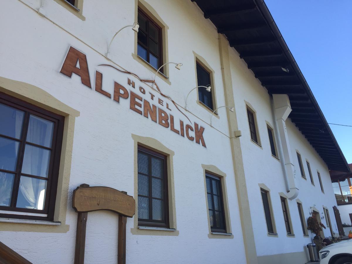 Hotel Alpenblick Riedering Exterior foto
