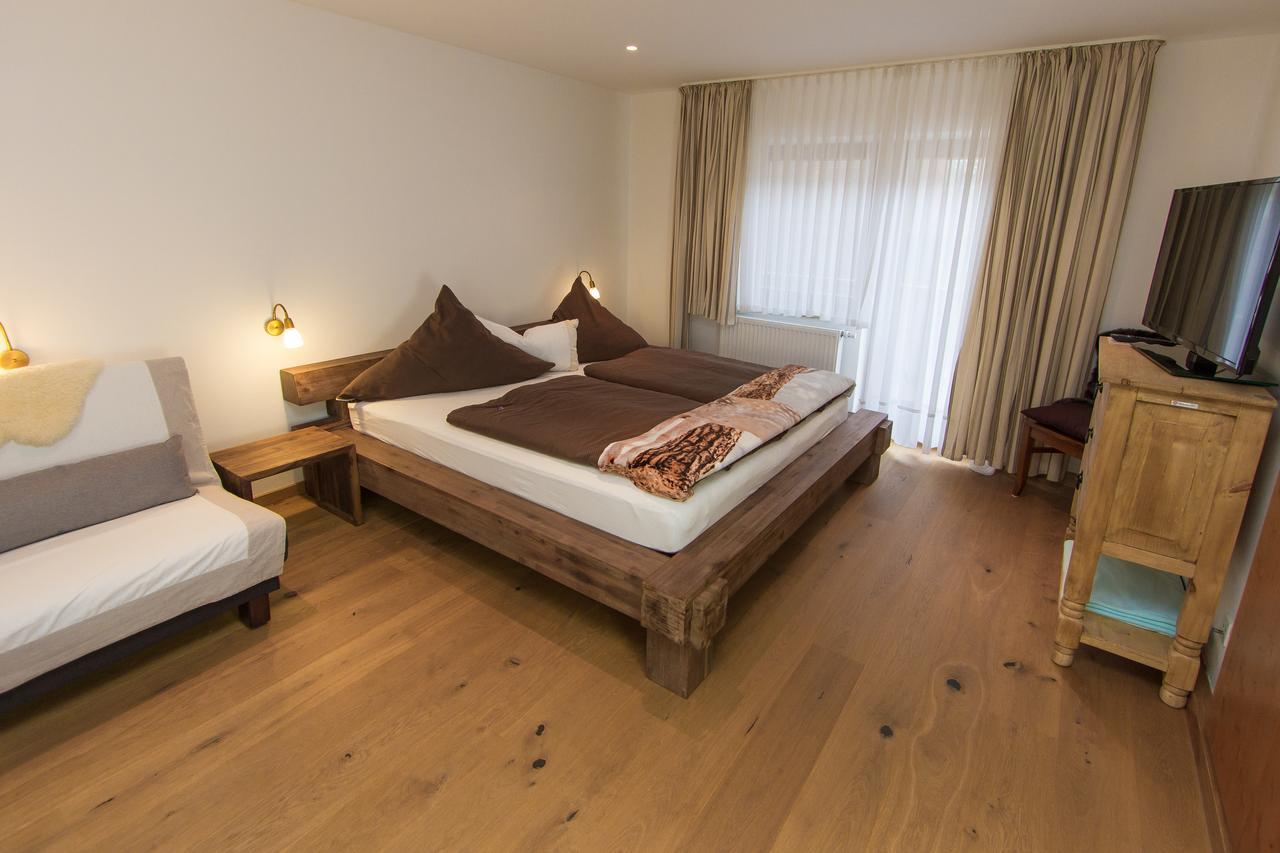 Hotel Alpenblick Riedering Exterior foto